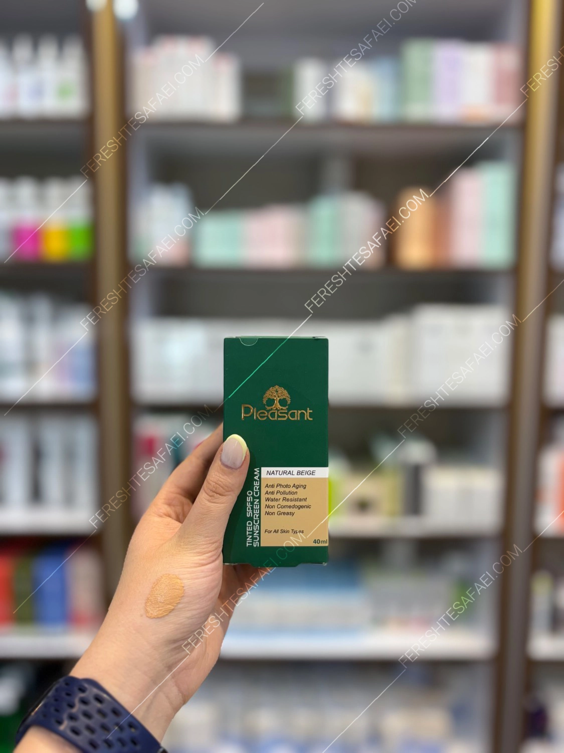 کرم ضد آفتاب رنگی SPF50 پلزنت